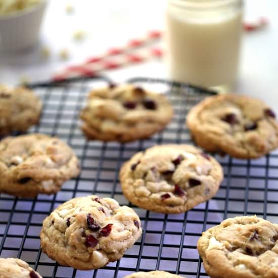 White Choc Cranberry Mac Nut Cookie