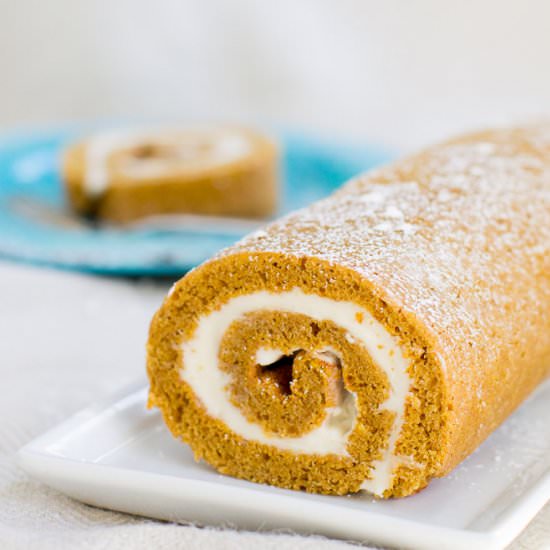 Pumpkin Roll Cake