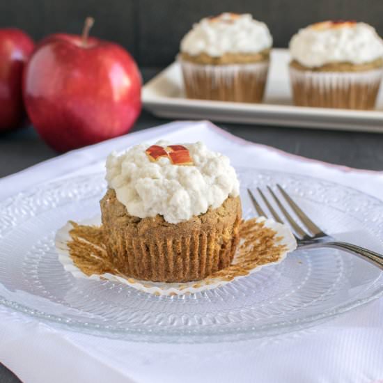 Apple Oatmeal Cupcakes