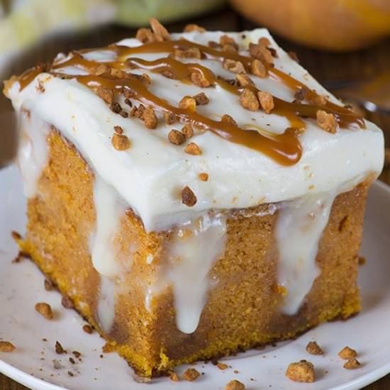 Pumpkin Poke Cake