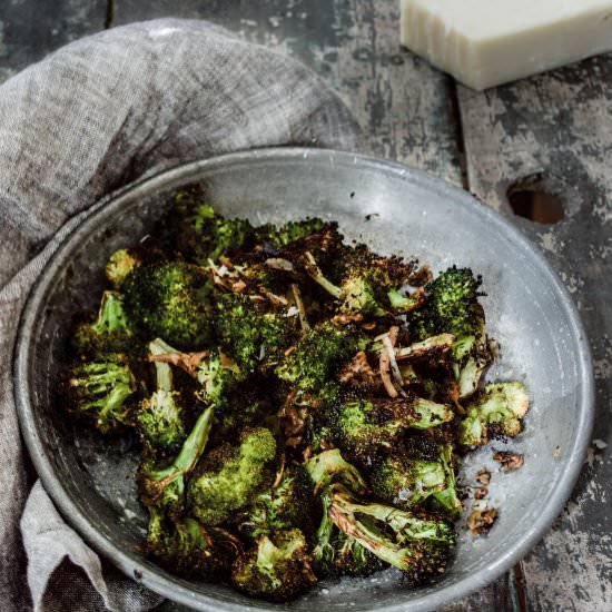 Easy Roasted Broccoli