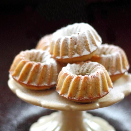 apple muffins