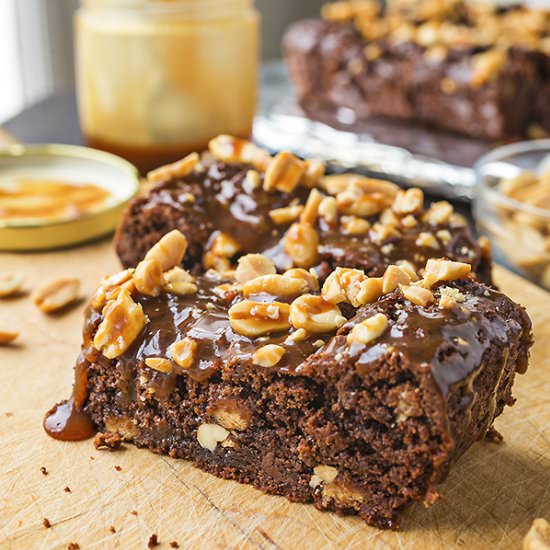 Snickers Brownie Bars