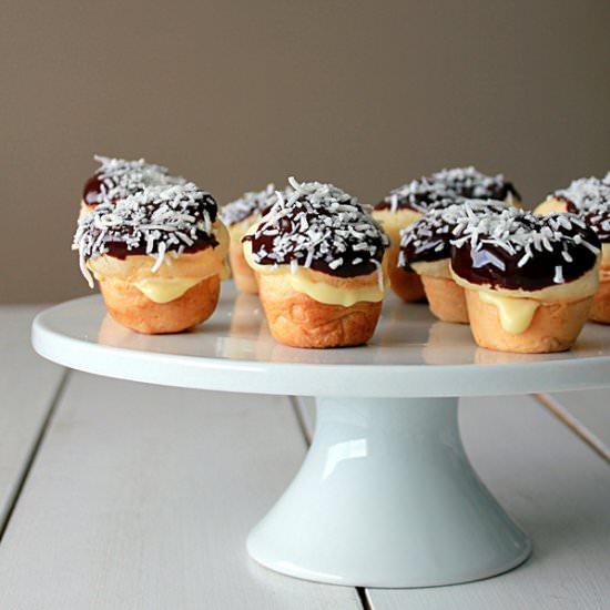 Mini Coconut Cream Puff