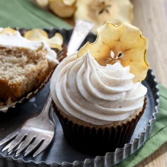 Spiced apple cupcakes