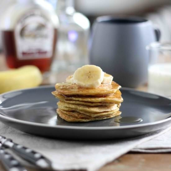 Healthy two ingredient pancakes