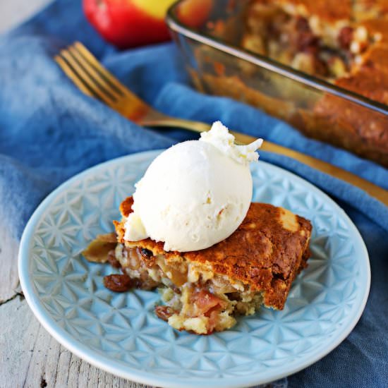 Easy Vegan Apple Cake