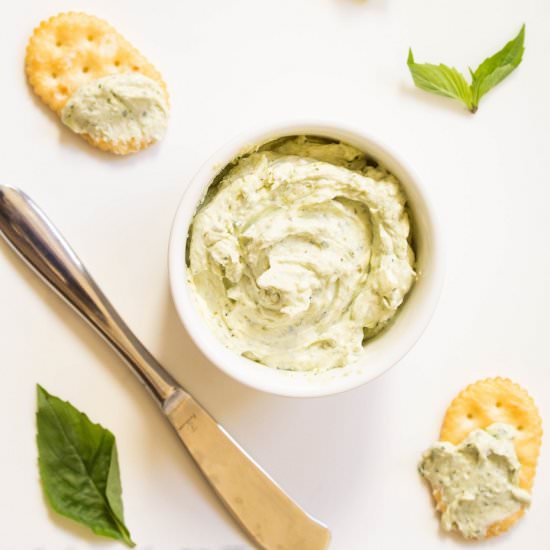 Creamy Basil Pesto Dip