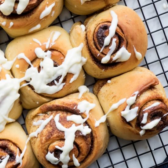 Big Puffy Cinnamon Rolls