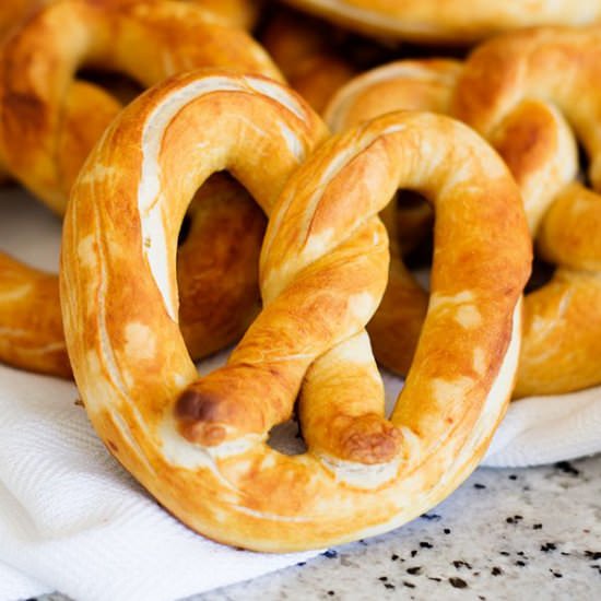 Homemade Soft Pretzels