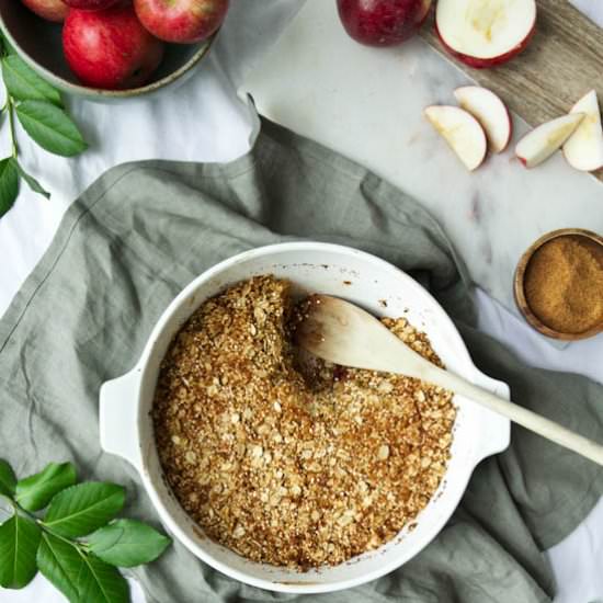 Apple & Cranberry Quinoa Crumble