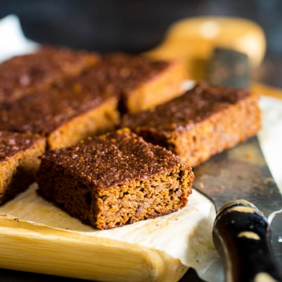 Paleo Pumpkin Spice Cake Bars