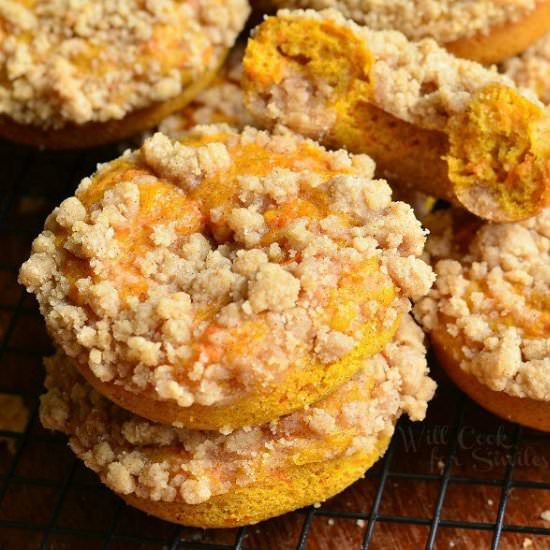 Pumpkin Carrot Cake Streusel Donuts
