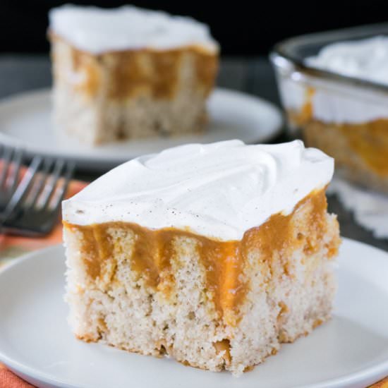 Pumpkin Spice Pudding Cake