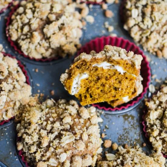 Pumpkin Cheesecake Streusel Muffins