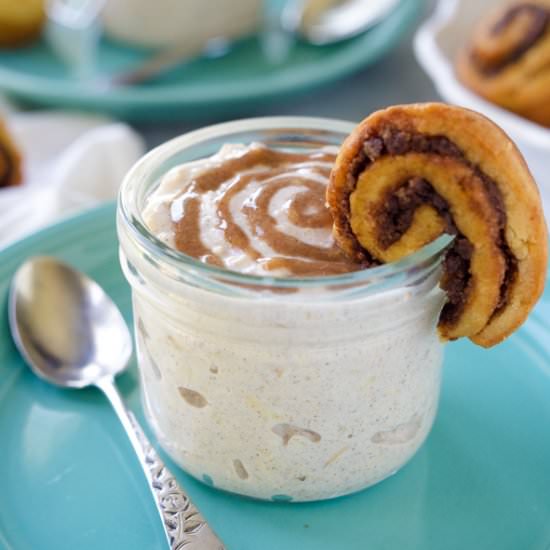 Cinnamon Bun Overnight Oats