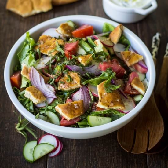 Lebanese Fattoush Salad