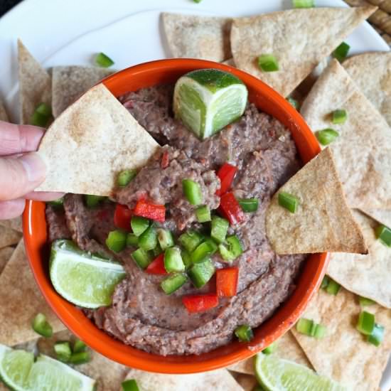 Smoky Jalapeno Black Bean Dip