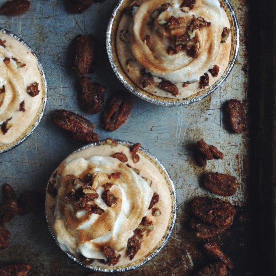 No-Bake Pumpkin Cream Mini Pies