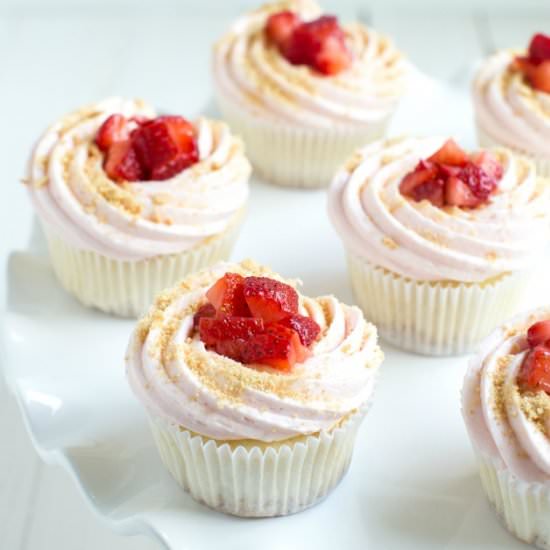 Strawberry Cheesecake Cupcakes