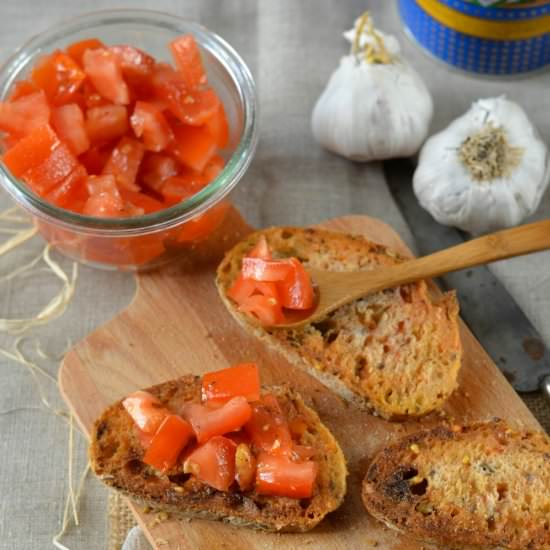 Bread Toast with Tomato
