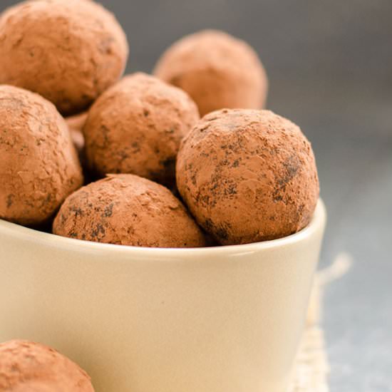 3 Ingredient Vegan Chocolate Truffle
