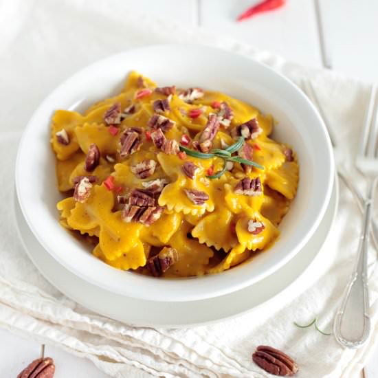 Butternut Squash Pasta with Pecans