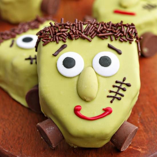 Frankenstein Pistachio Blondies
