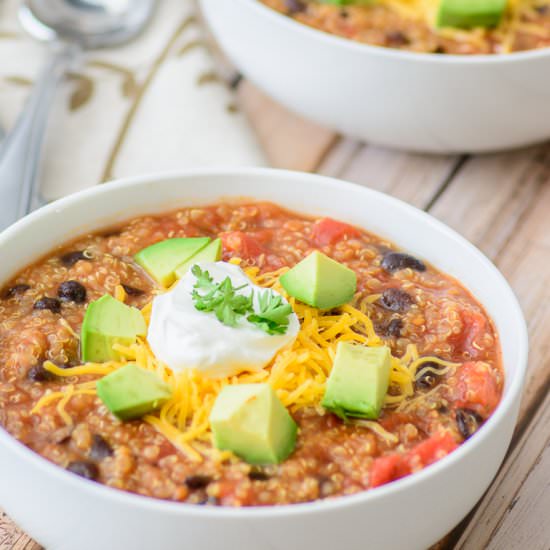 Vegetarian Slow Cooker Quinoa Chili