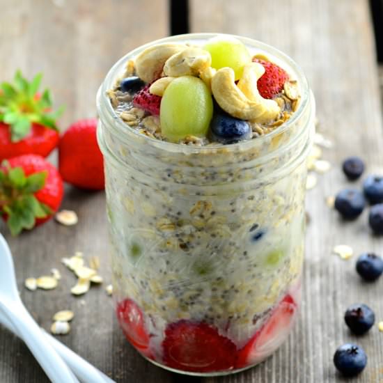 Cashew Banana Overnight Oats