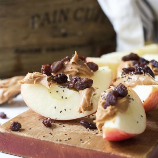 Apple Peanut Butter Energy Bites