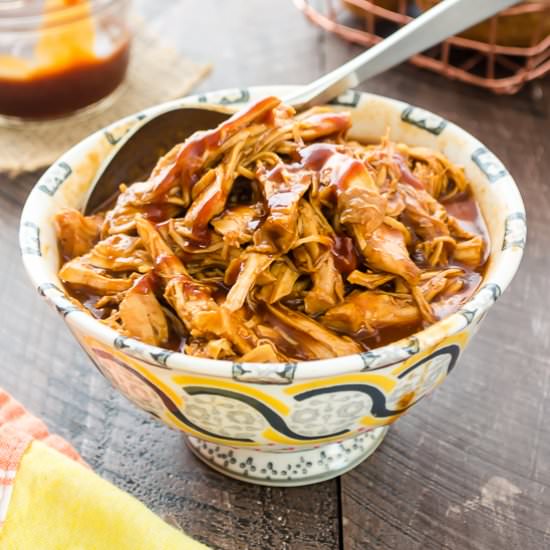 Easy Slow Cooker BBQ Pulled Chicken