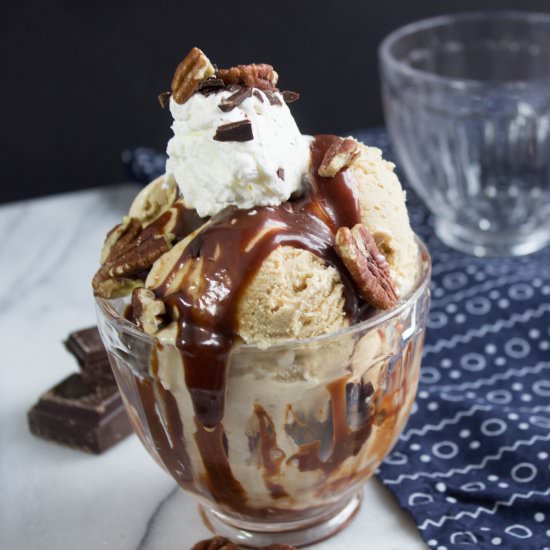Pecan Mud Pie Sundaes