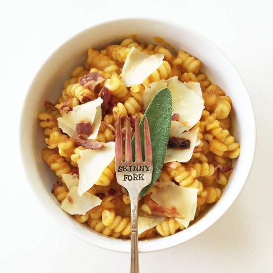 Skinny Pumpkin Pasta Skillet