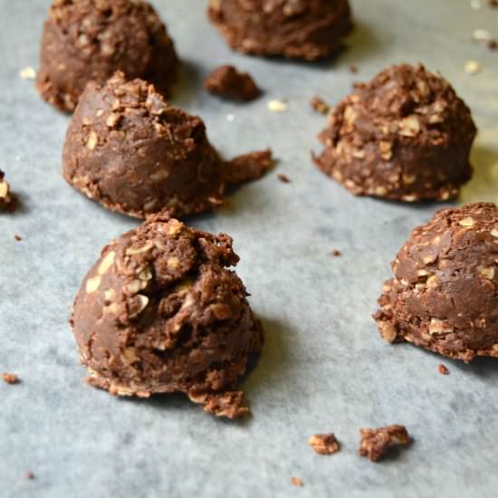 No Bake Protein Cookies