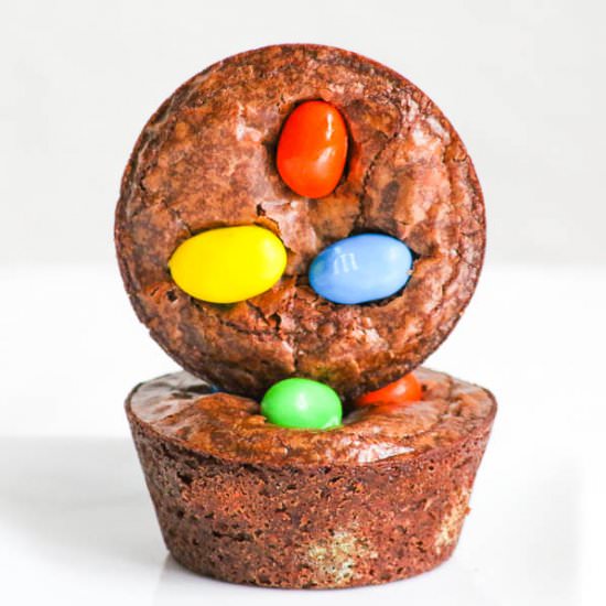 Gooey Peanut M&M Brownie Cups