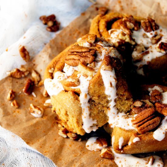Glazed Pumpkin Spice Cinnamon Buns