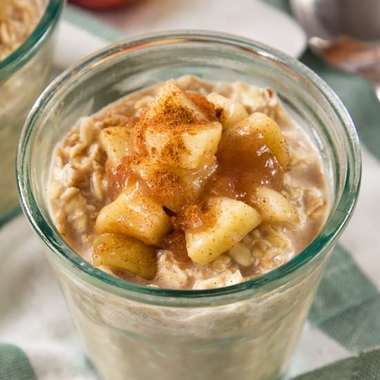 Apple Pie Overnight Oats
