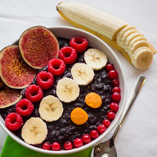 Cherry Blueberry Oatmeal with Acai