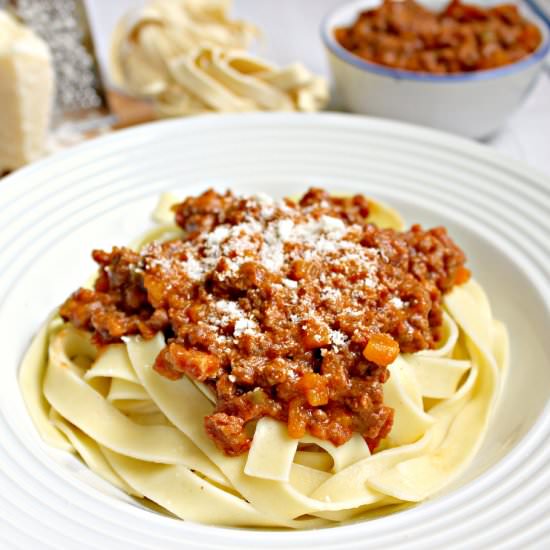 Tagliatelle alla ragù (bolognese)
