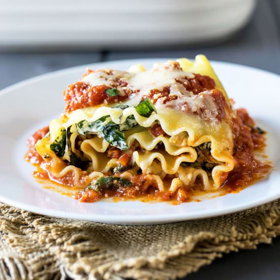 Chicken Lasagna Roll-Ups