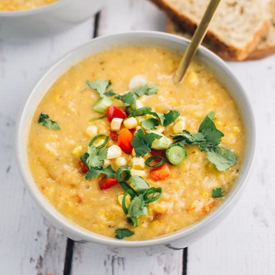 Creamy Vegan Corn Chowder