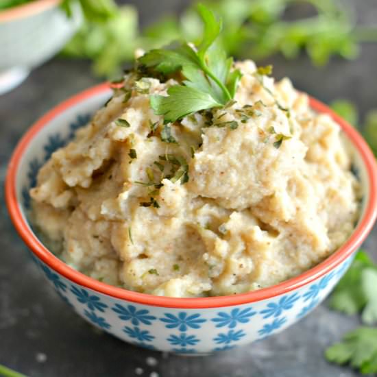 Roasted Garlic Cauliflower Mash