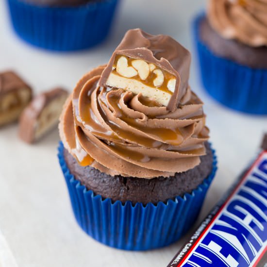 Snickers Cupcakes