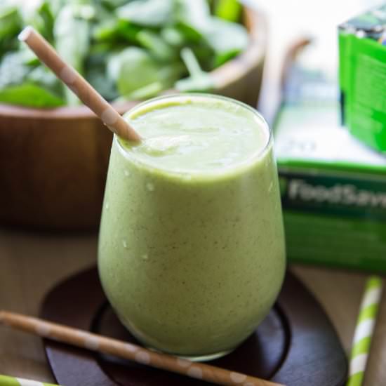Pineapple Coconut Green Smoothie