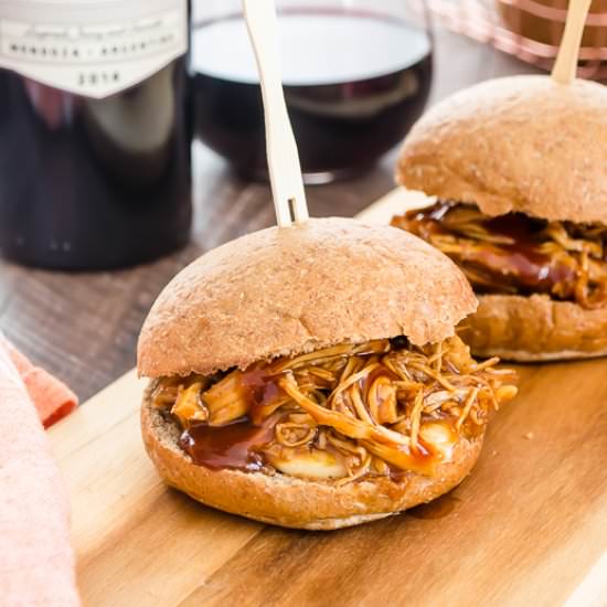 BBQ Pulled Chicken Sliders