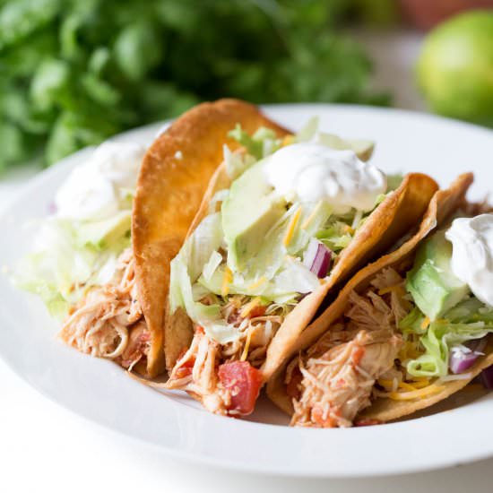 Slow Cooker Shredded Chicken Tacos
