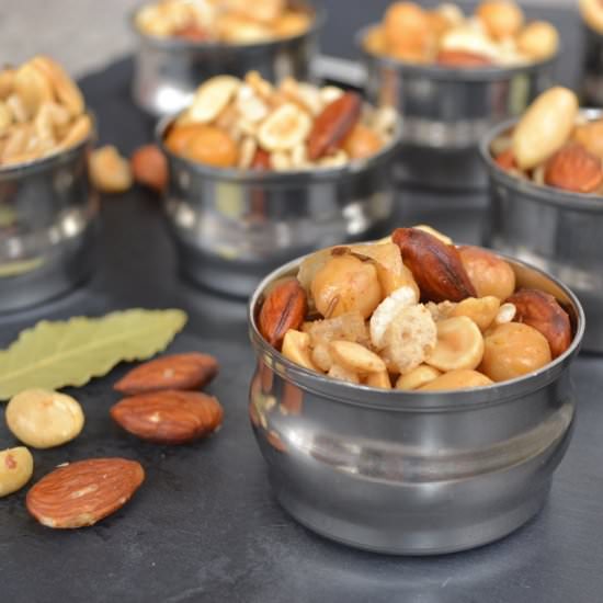 Chatpatta Warm Nut Mix