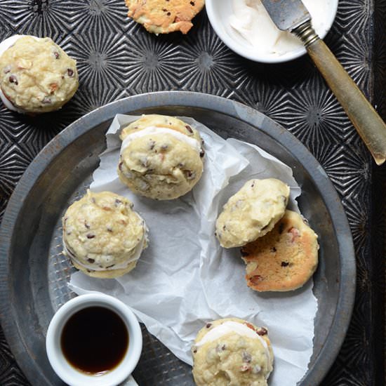 Soft Cannoli Cookie Sandwiches