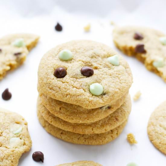 Quinoa Flour Chocolate Chip Cookies